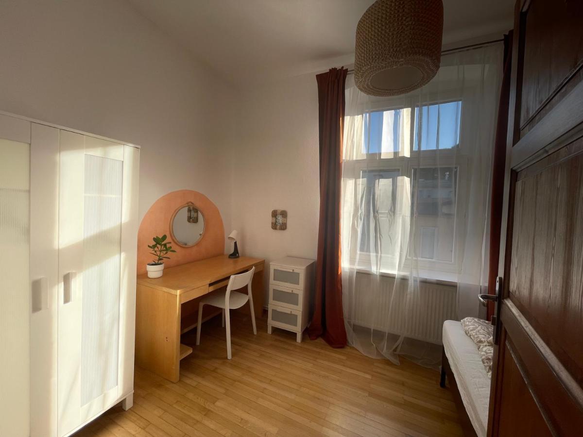 Apartamento Bakcyl Atelier Art Workshops & Vintage Spot In Center - 4 *